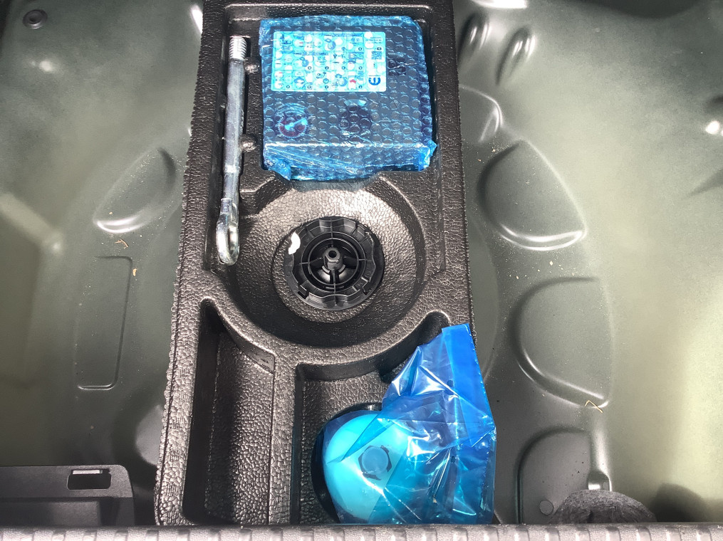 51487136